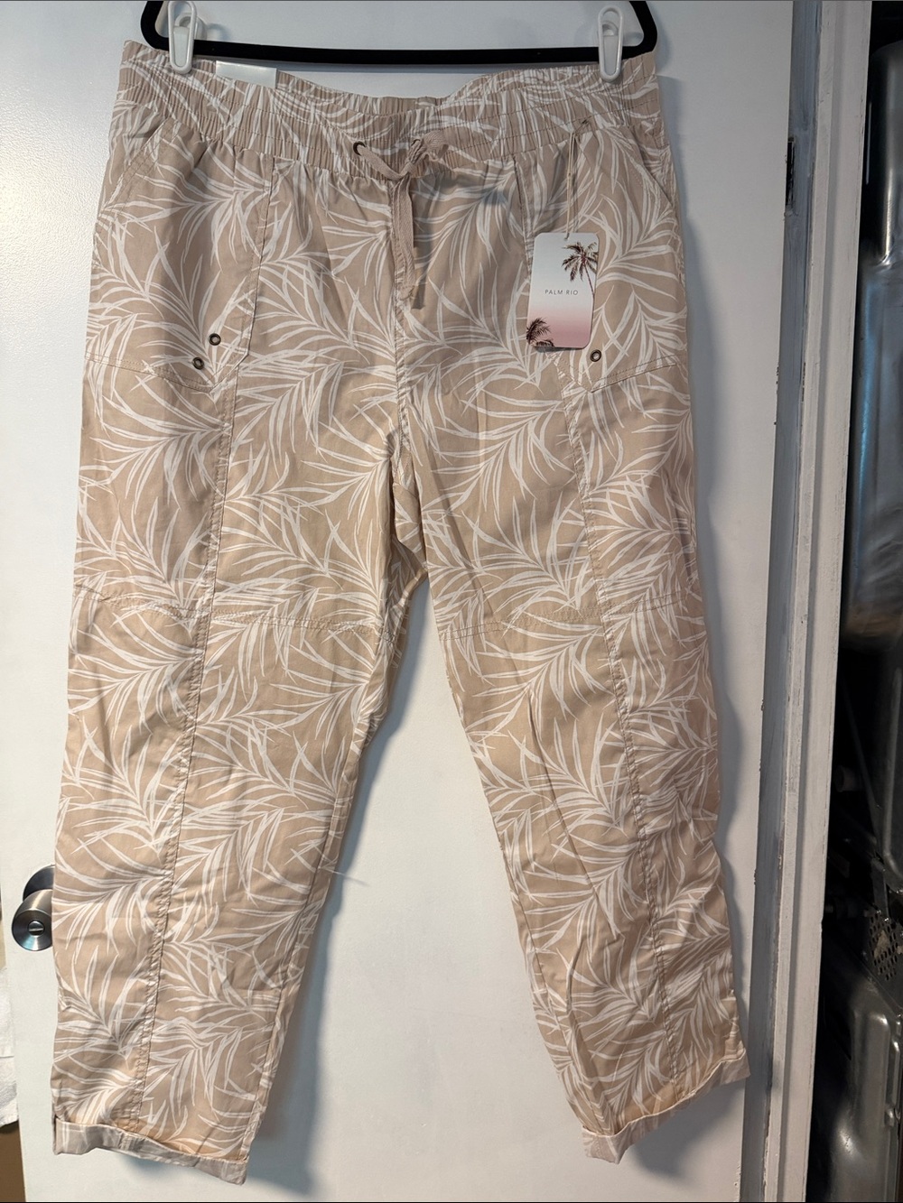 Palm Rio Palm-Print Casual Pants